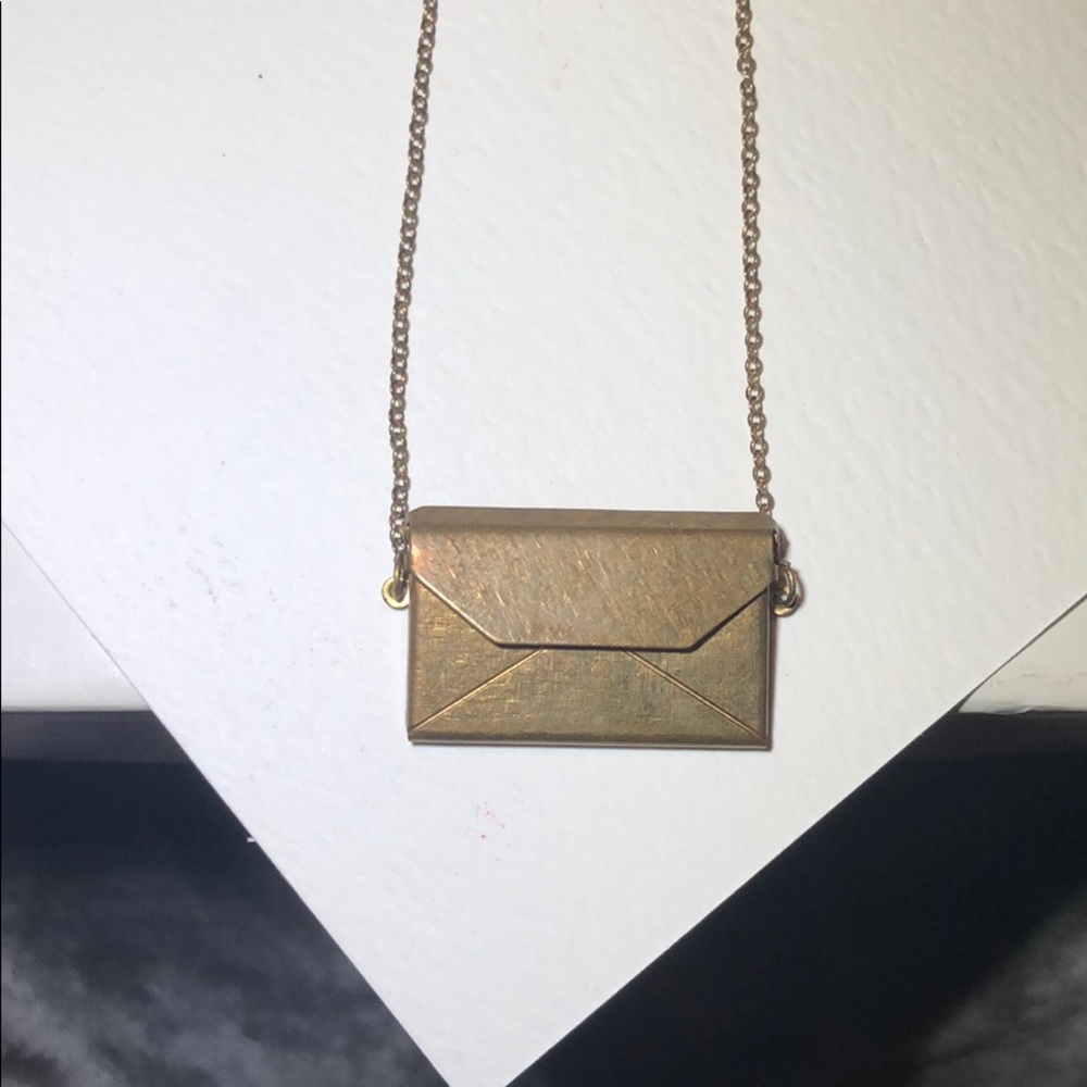 🌼 Envelope Necklace